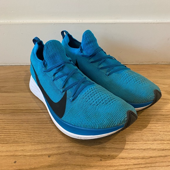 Nike Zoom Fly FK Sneakers - Picture 2 of 9